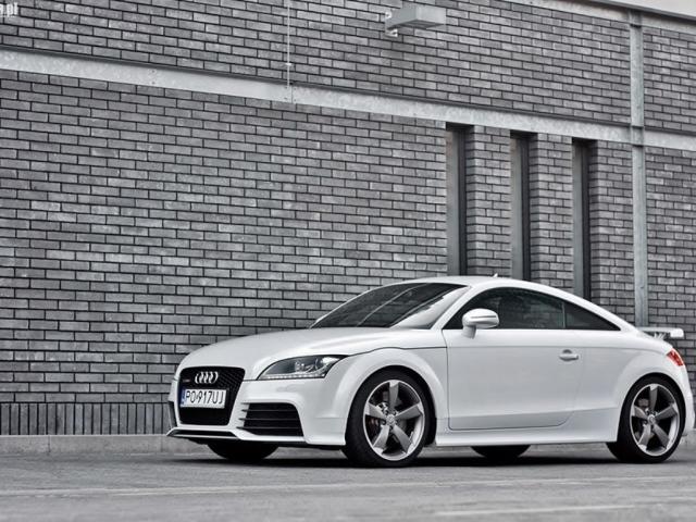 Coupe Facelifting (2010 - 2013)