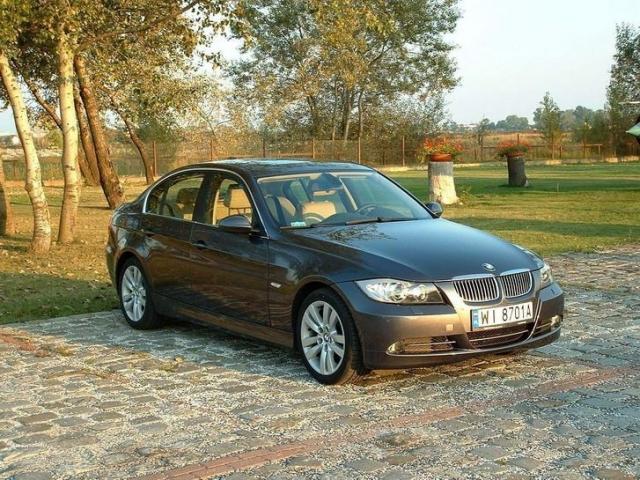 Limuzyna E90 (2004 - 2012)