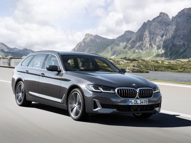 Touring Facelifting (2020 - 2024)