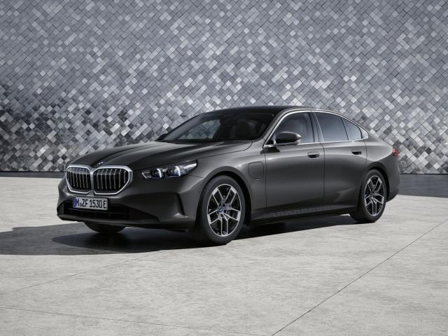 Sedan (2023 - teraz)