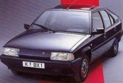 Hatchback (1982 - 1993)