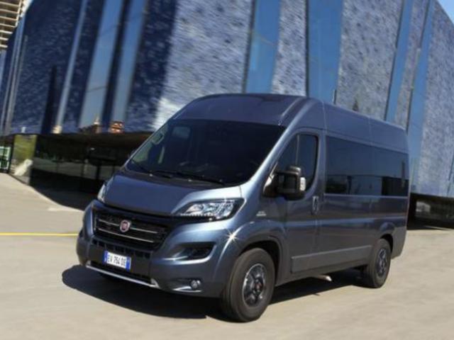 Furgon Przeszklony ekstra długi Facelifting (2021 - teraz)