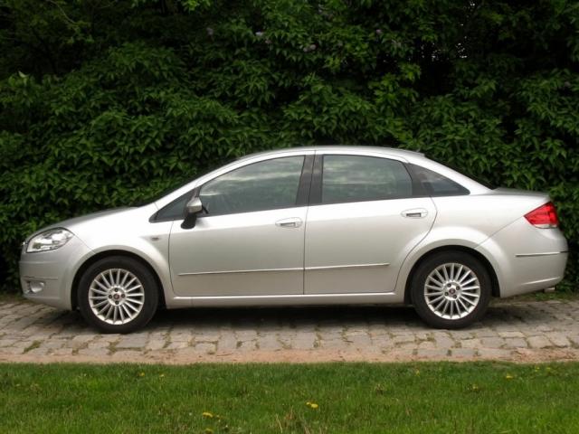 Sedan (2007 - 2013)