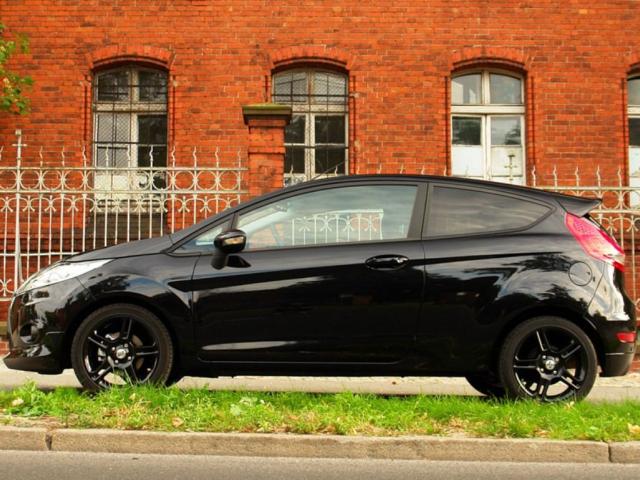 Hatchback 3d (2008 - 2013)