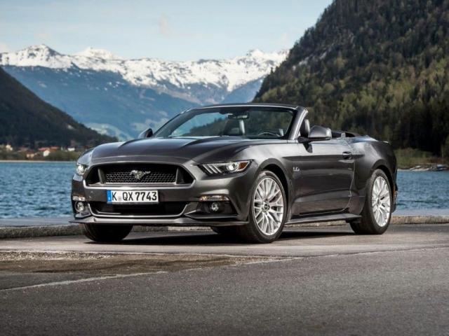 Convertible (2014 - 2017)