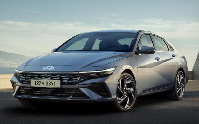 Sedan Facelifting (2023 - teraz)