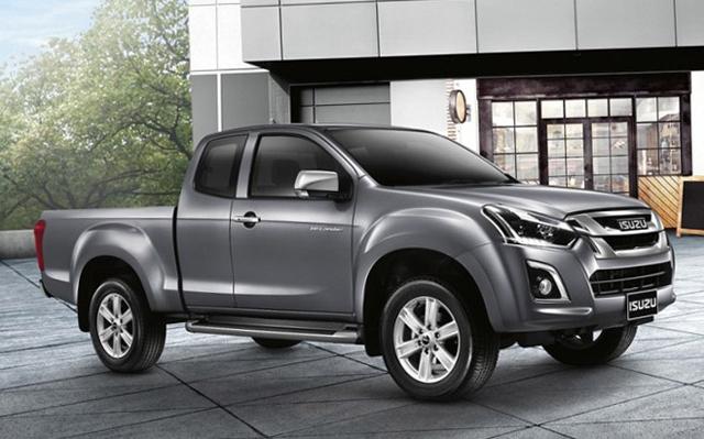 Extended Cab Facelifting (2017 - 2019)