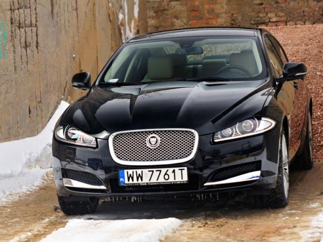 Sedan Facelifting (2011 - 2015)