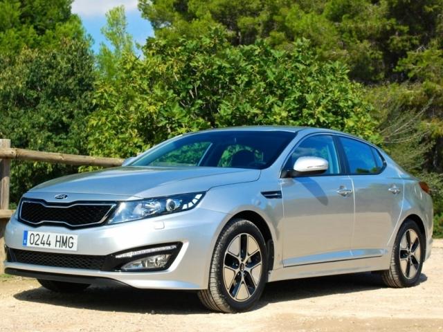 Sedan Hybrid (2012 - 2015)
