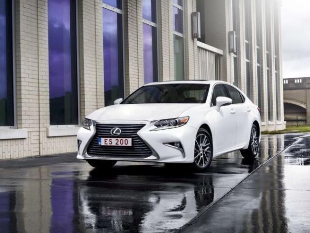 Sedan Facelifting (2016 - 2017)