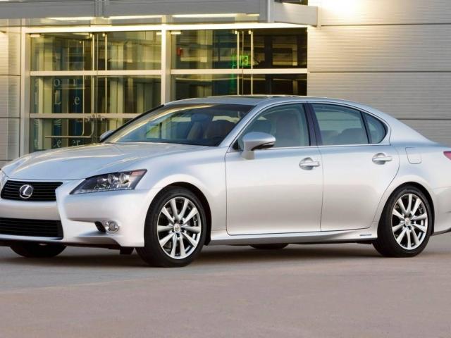 Sedan Facelifting (2015 - 2018)
