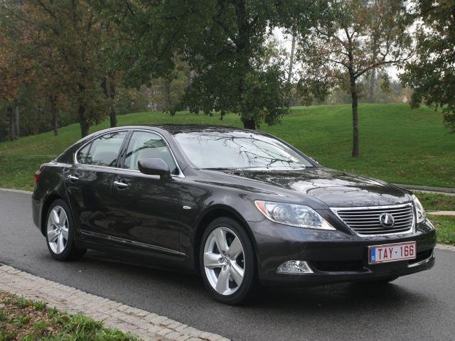 Sedan (2006 - 2012)