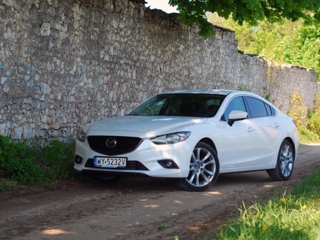 Sedan (2012 - 2015)