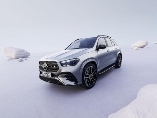SUV Facelifting (2023 - teraz)