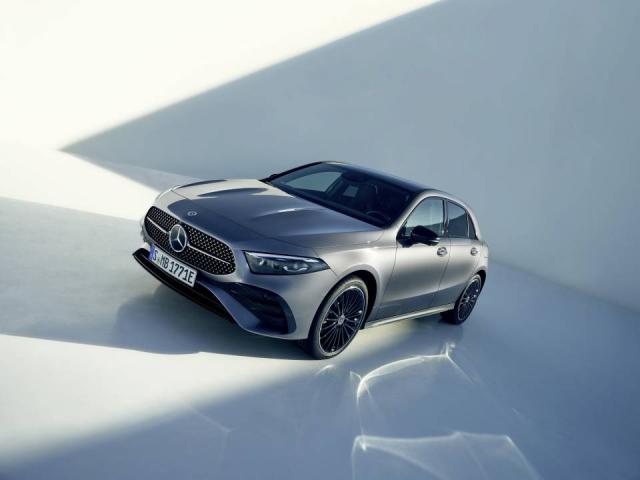 Hatchback Facelifting (2022 - teraz)