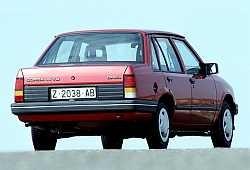 Sedan (1982 - 1993)