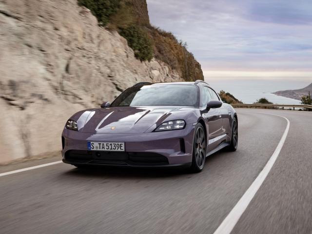 Sport Tourismo Facelifting (2024 - teraz)