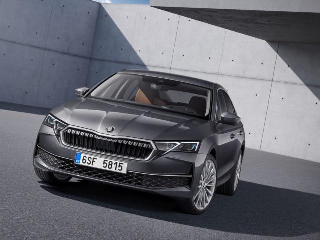 Liftback Facelifting (0 - teraz)