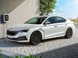 Liftback Plug-in (2020 - teraz)
