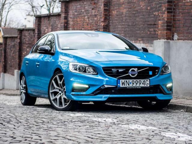 Sedan Facelifting (2013 - 2019)